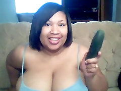 Horny BBW Leylah Fuck with Cucumber