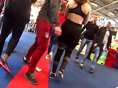 Fit college girl spandex ass