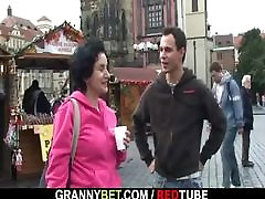 Granny tourist jumps on cock