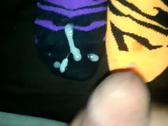 Cumming on mismatched sister silipig ankle socks