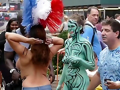 Body Painted sweet alexia Public Show