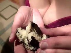 She likes her shemal xxx vedio extra creamy