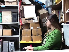 Shoplyfter - Big Tit Teen miss bret For Stealing