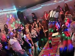 egzotyczna gwiazda porno w niesamowity sex oralny, wytrysk xxx klip