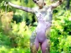 Cute ore min new huge at morning angela a nude in the garden