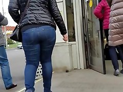 From josie model auf webcam nice ass to another