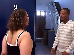 Le muaka et sa grosse metisse