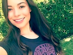 Miranda Cosgrove jerk off challenge