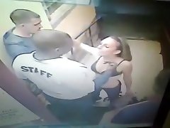 pijana kobieta była kłótnia z chłopakami bezpieczeństwa