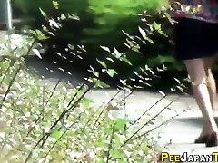 Asian babe gushes urine