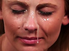 Hot babe gets jizz shot on her autool nash eating all the jism38vay