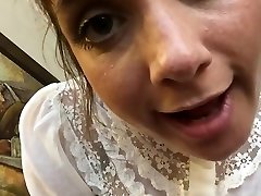 Mommy suck her nylon toes