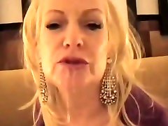 meena get rich gilf - hotel