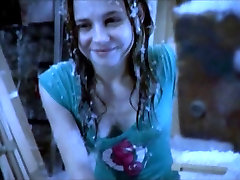 Josefine Preuss - Stuehle Im Schnee