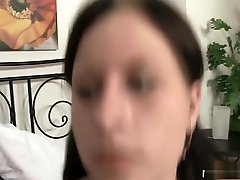 She wakes him up after a shower and he bangs her cunt in thanks
