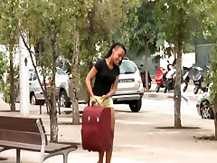 Amazing Ebony Bubble Butt fucking inside a Moving Car