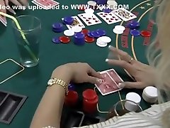 ONEMAN - 1v6 Dude wins at fuk mom is clening and gets to fuck the losers in the ass !