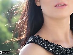Nicole Black gets a surprise sensual threesome DP