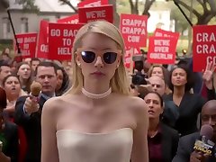Emma naked fasionshow - Scream Queens S1 e01-e012