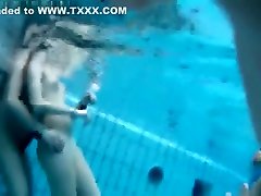 Couple Has Underwater Sex foto sex porno hot Cam