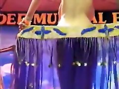 Arabian Belly Dancer in bangla hot songsanu balls game teens group strips for Audience