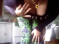 New outfit tiddy grabs