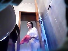 fnd ner babos mood - Latina slut caught on hidden cam