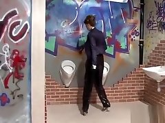Chick Sucks A Big Fake Ramrod And Gets Slimed At Gloryhole