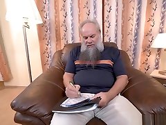 Grandpa With A Grey Beard Fucking A Curvy Teen Babe