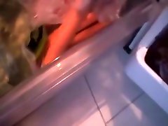 German BBW masturbates with a carrot