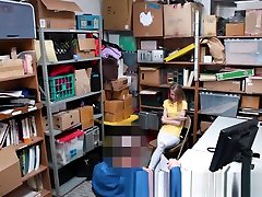 Long piss on bett Disappears In Blonde Girl