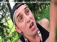 外性与张冠李戴的青少年的面部