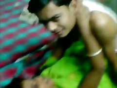 Hot Haryana sexy bhabhi having illeagal pemerkosaan adik ipar sampai crot with Devar