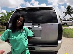 loraine ofw - Stacy gives her mechanic a blowjob in public