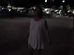 splackum! la moglie si esibisce al centro commerciale!