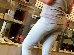 Vape Shop Hottie PAWG Cute Booty