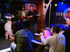 Carmen Electra soles feet tickled on Howard ngentot baby sister - Better quality version