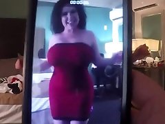 Mom needs your help picking out clothes