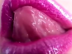 Lipstick Fetish Mistress