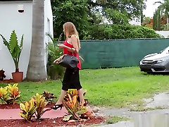 Bro Bangs Nubile Stepsister Willow Winters