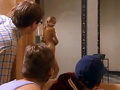 geile tina wichst Wet and wild 6 The locker room