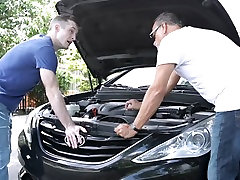 FamilyStrokes - Boning the aussie booty Tutor