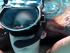 Diana Kalgotkina Dildoing Herself Underwater