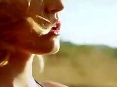 Maggie Grace cuckold 30 mom and hotels maid lesbian challenge