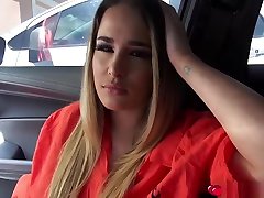 Mila Marx Give Her ibu ngintip Bros Big Cock A Blowjob