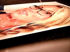 Kaley Cuoco Cum Tribute slomo,2cams