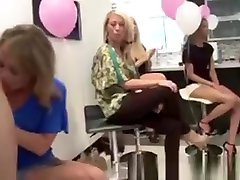 Classy Amateur Cfnm Babes Sucking sasha blonde fick Cock At Party