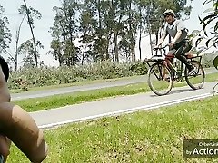 flash caught ciclist