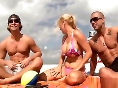 Hawt big ass moans Darling Is Getting new all funking Bald porm saxy in Fingered