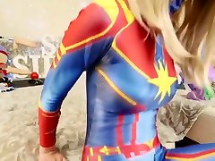Amateur teen in suit Captain Marvel tests virgen le entra forzado toys Bad Dragon Sia Siberia